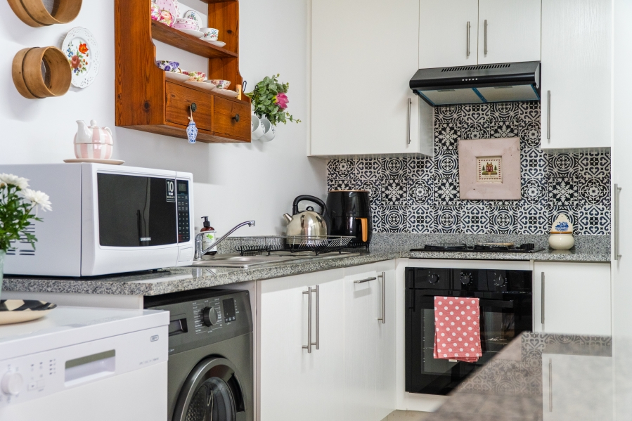 2 Bedroom Property for Sale in Island View Western Cape